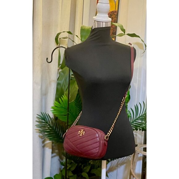 AUTHENTIC TORY BURCH MAROON KIRA QUILTED CAMERA BAG - Picture 9 of 9